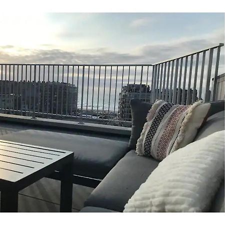 Penthouse Met Zeezicht En 2 Terrassen Apartman Middelkerke Kültér fotó